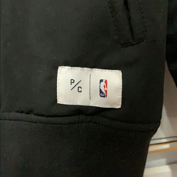 NBA OKC thunder bomber jacket - Picture 5 of 8